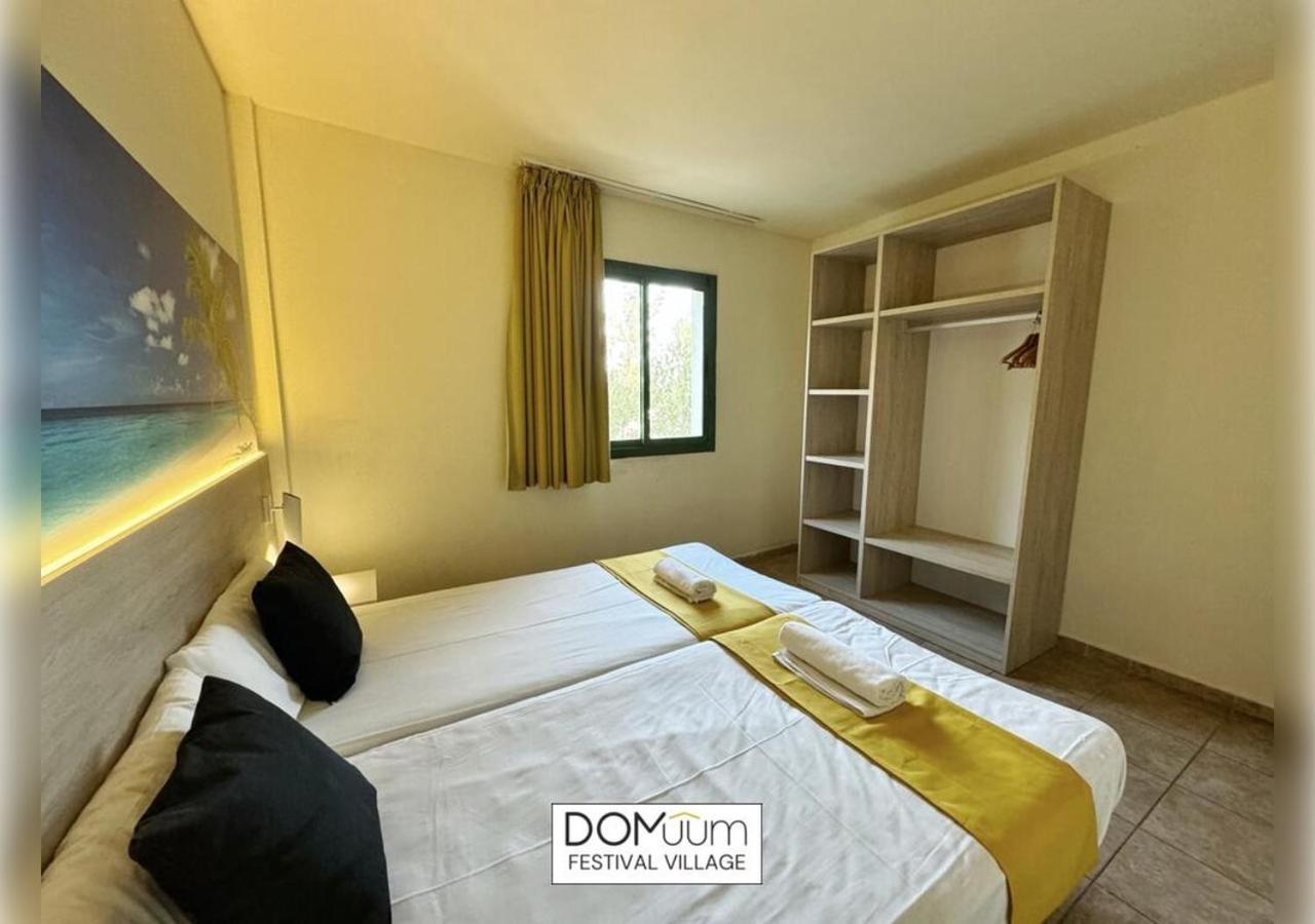 Domuum Holidays - Festival Village Salou Exterior foto